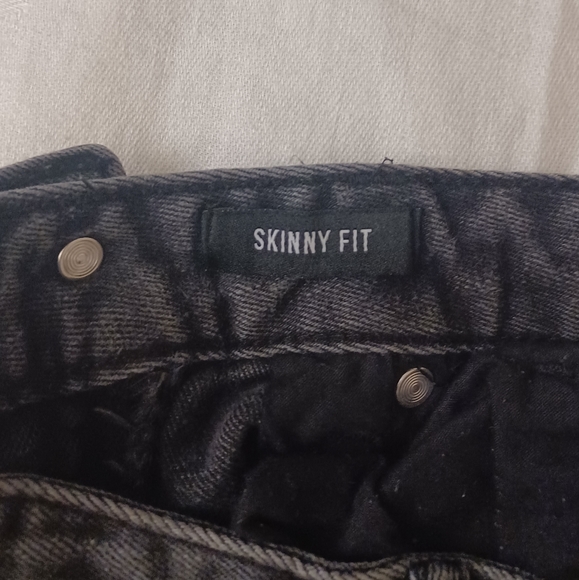 Forever 21 Jeans - Picture 5 of 6